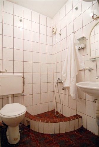 Hotel Vuk Skopje Bagian luar foto